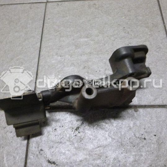 Фото Кронштейн генератора для двигателя 4G64 (12V) для Mitsubishi Pajero 112-118 л.с 12V 2.4 л бензин 1801A007
