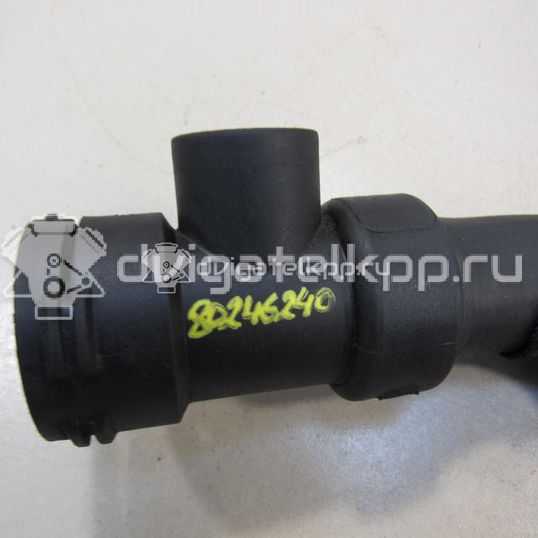 Фото Патрубок радиатора  8e0121055f для Audi A4