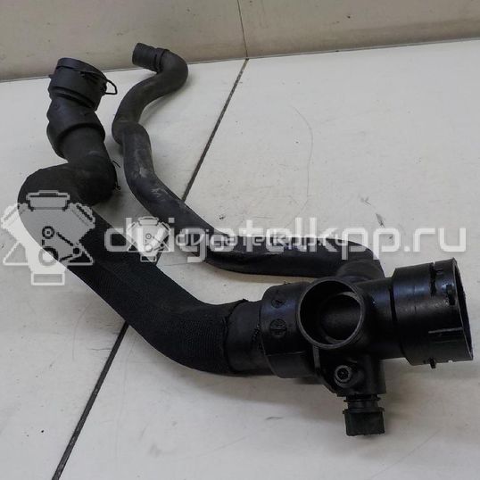 Фото Патрубок радиатора  8e0121055c для Audi A4