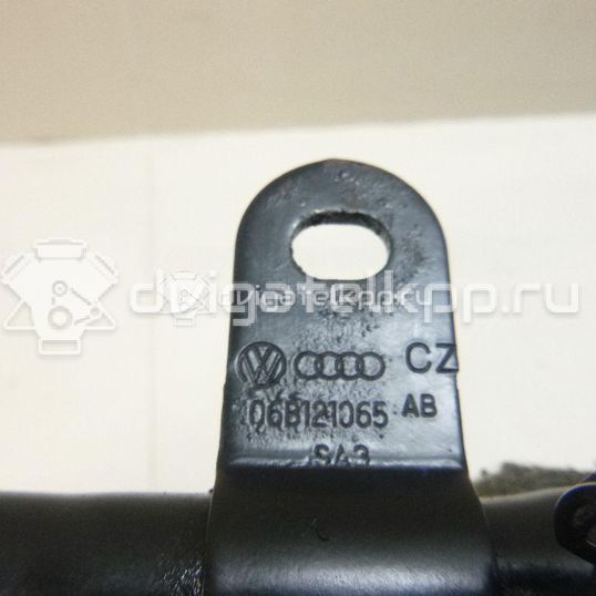 Фото Трубка охлажд. жидкости металлическая  06b121065ab для Audi A4