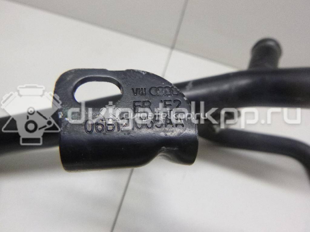 Фото Трубка охлажд. жидкости металлическая  06B121065AA для Audi A4 {forloop.counter}}