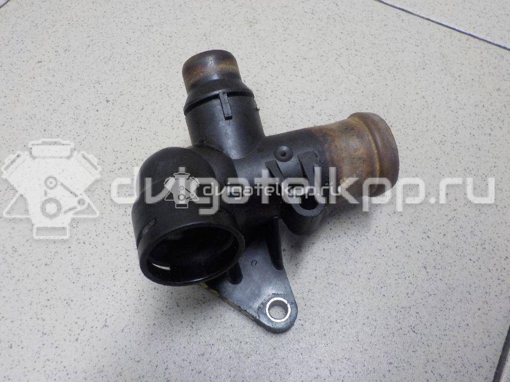 Фото Фланец / тройник  06B121132E для Audi A4 {forloop.counter}}