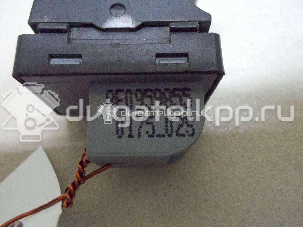 Фото Кнопка стеклоподъемника  8e0959855 для Audi A4 {forloop.counter}}