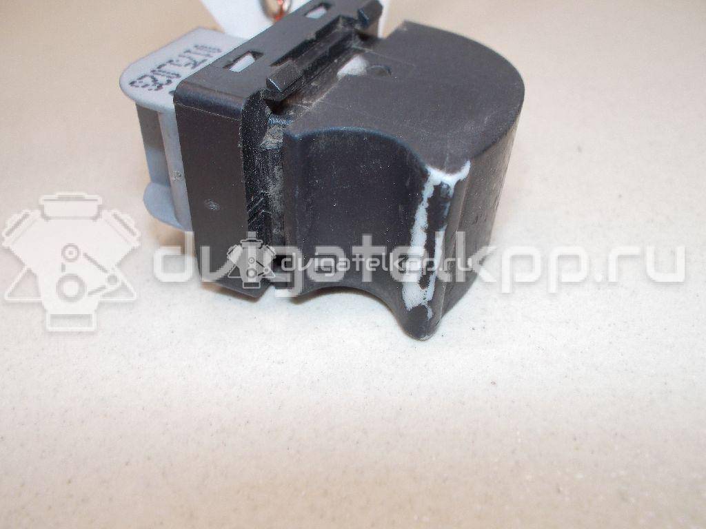 Фото Кнопка стеклоподъемника  8e0959855 для Audi A4 {forloop.counter}}