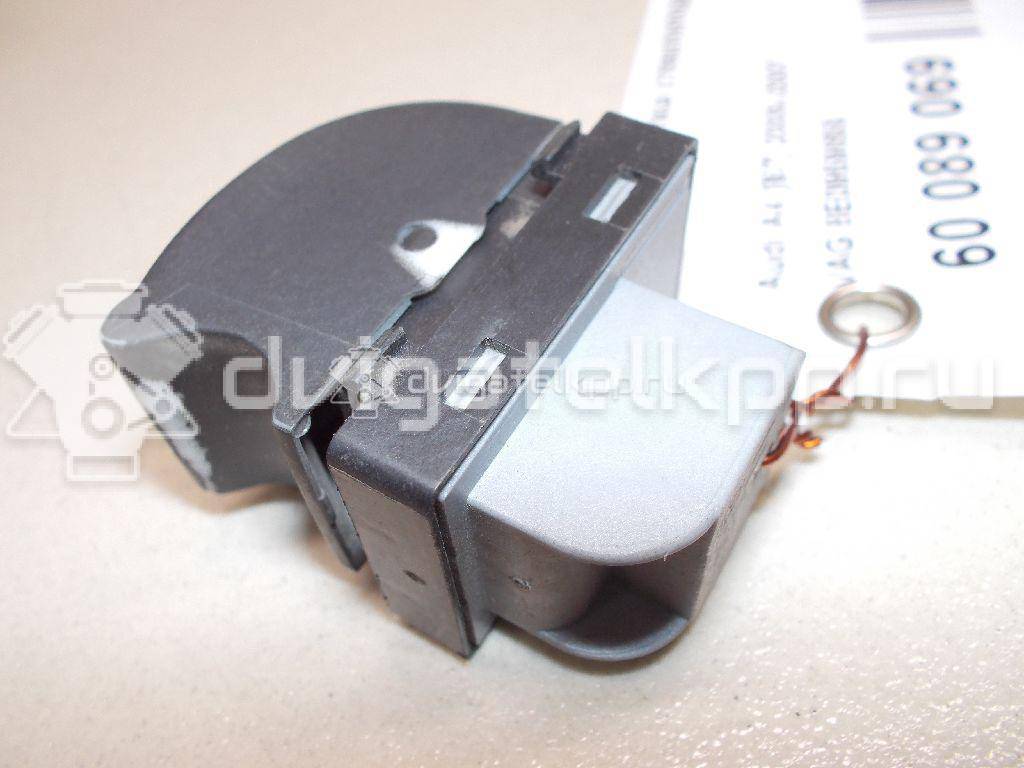Фото Кнопка стеклоподъемника  8e0959855 для Audi A4 {forloop.counter}}