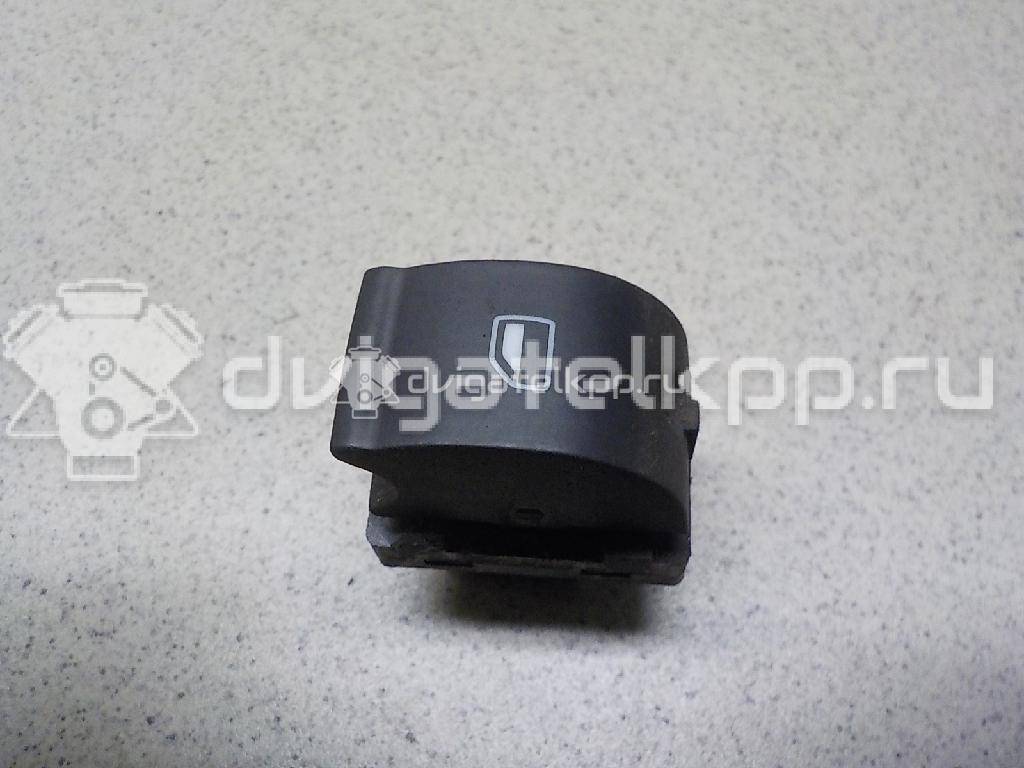Фото Кнопка стеклоподъемника  8e0959855 для Audi A4 {forloop.counter}}