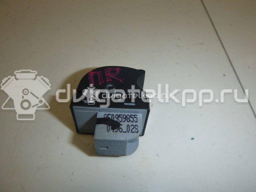 Фото Кнопка стеклоподъемника  8E0959855 для Audi A4 {forloop.counter}}