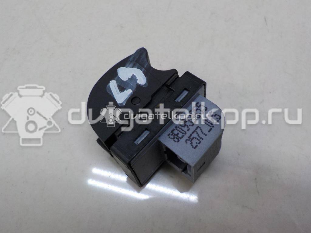 Фото Кнопка стеклоподъемника  8e0959855 для Audi A4 {forloop.counter}}