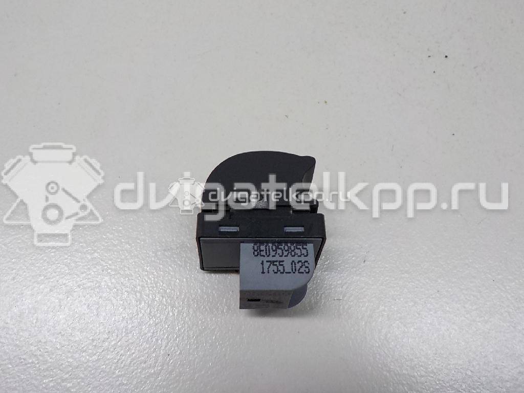 Фото Кнопка стеклоподъемника  8E0959855 для Audi A4 {forloop.counter}}