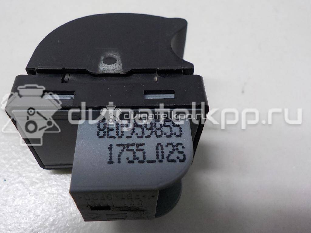 Фото Кнопка стеклоподъемника  8E0959855 для Audi A4 {forloop.counter}}