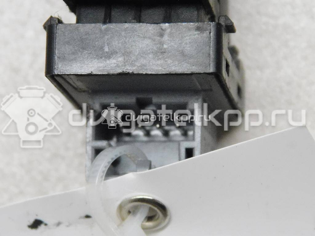 Фото Кнопка стеклоподъемника  8e0959855 для Audi A4 {forloop.counter}}