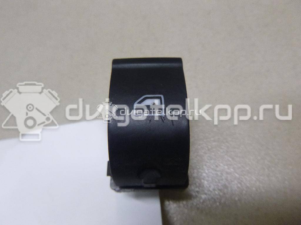 Фото Кнопка стеклоподъемника  8E0959855 для Audi A4 {forloop.counter}}