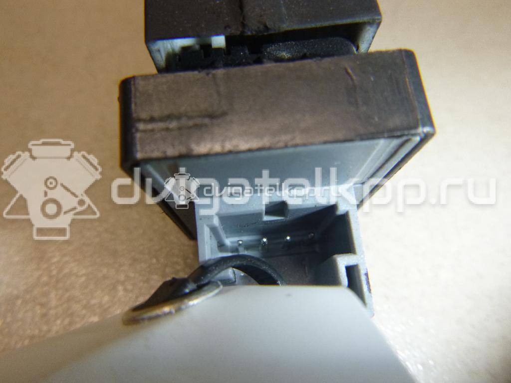 Фото Кнопка стеклоподъемника  8E0959855 для Audi A4 {forloop.counter}}