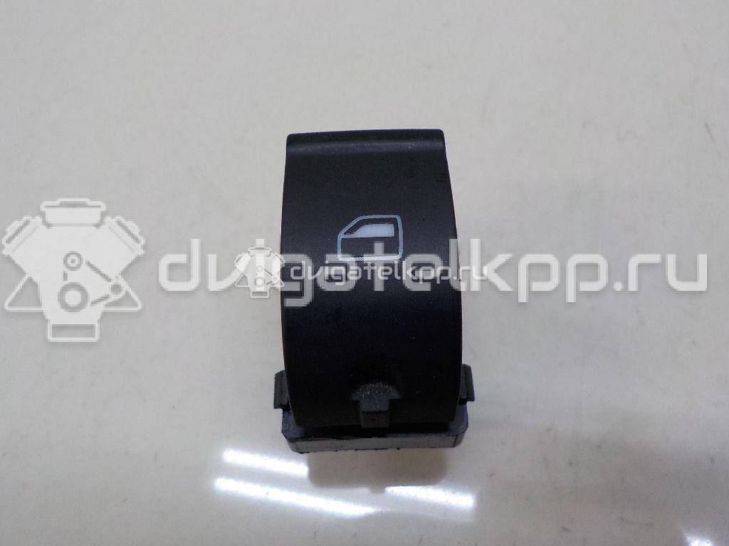 Фото Кнопка стеклоподъемника  8e0959855 для Audi A4 {forloop.counter}}