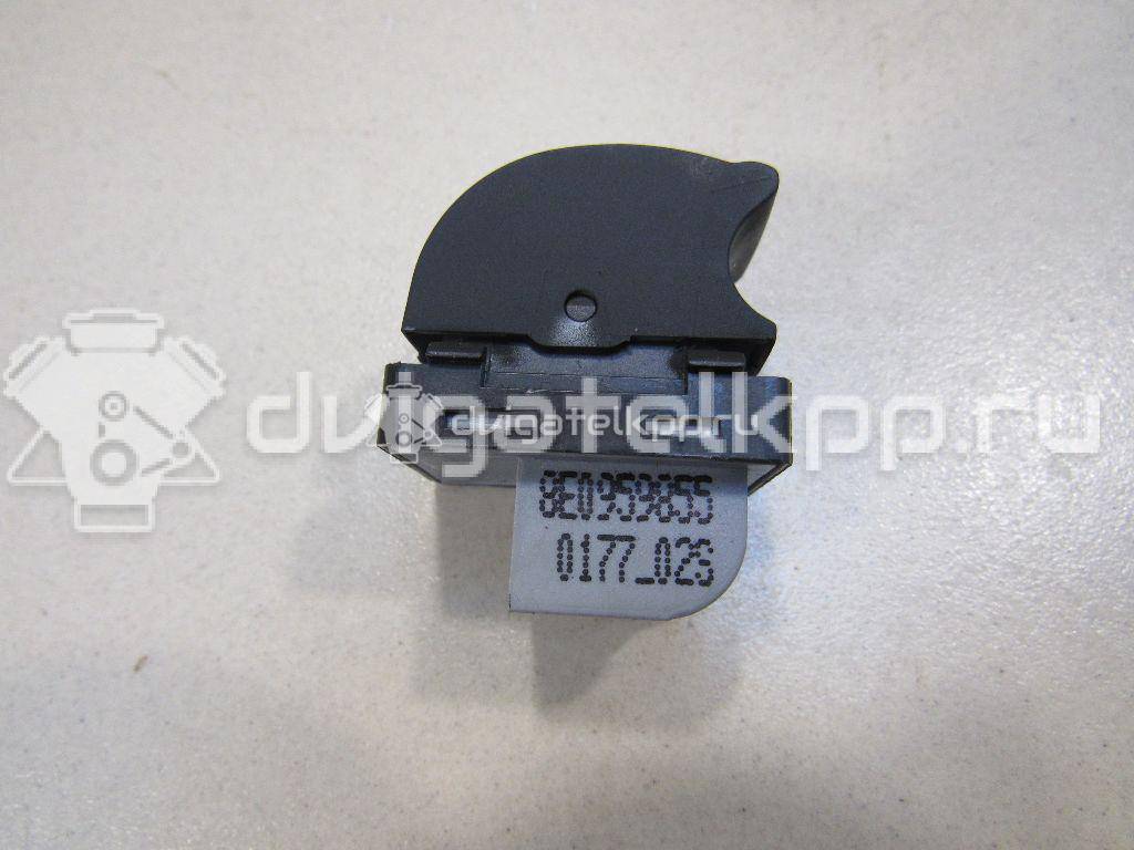 Фото Кнопка стеклоподъемника  8E0959855 для Audi A4 {forloop.counter}}