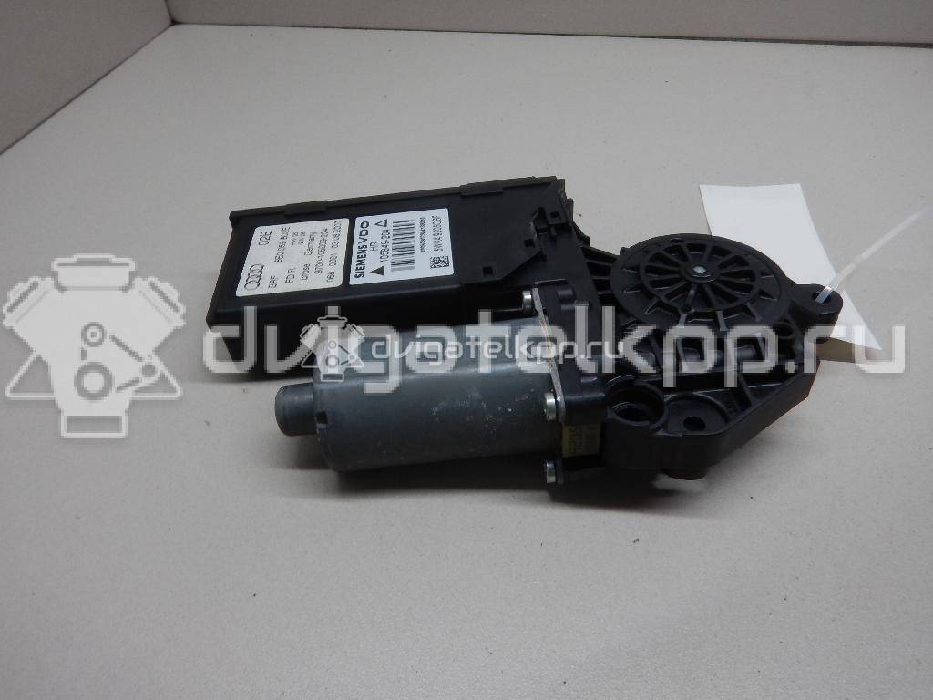 Фото Моторчик стеклоподъемника  8E0959802E для Audi A4 {forloop.counter}}