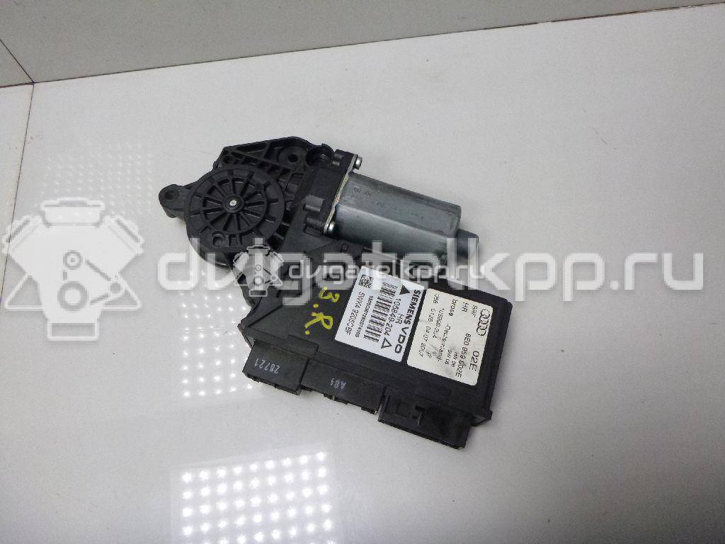 Фото Моторчик стеклоподъемника  8E0959802E для Audi A4 {forloop.counter}}