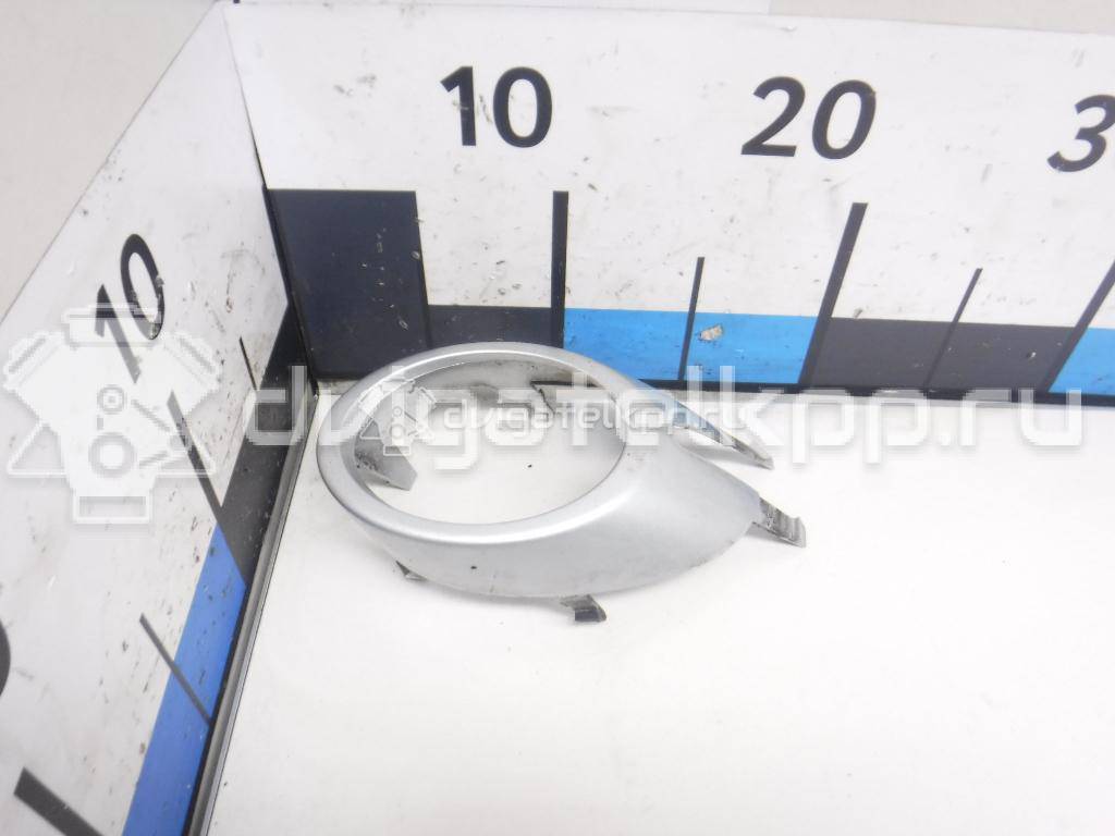 Фото Рамка противотуманной фары левой  8E0807819 для Audi A4 {forloop.counter}}