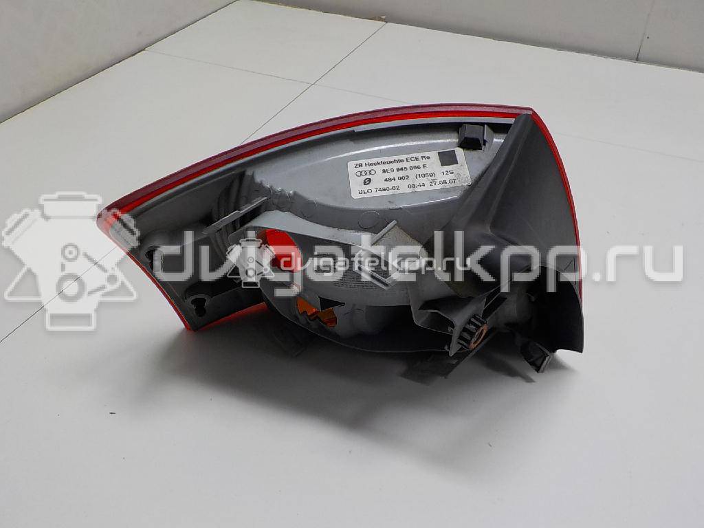 Фото Фонарь задний наружный правый  8e9945096e для Audi A4 {forloop.counter}}
