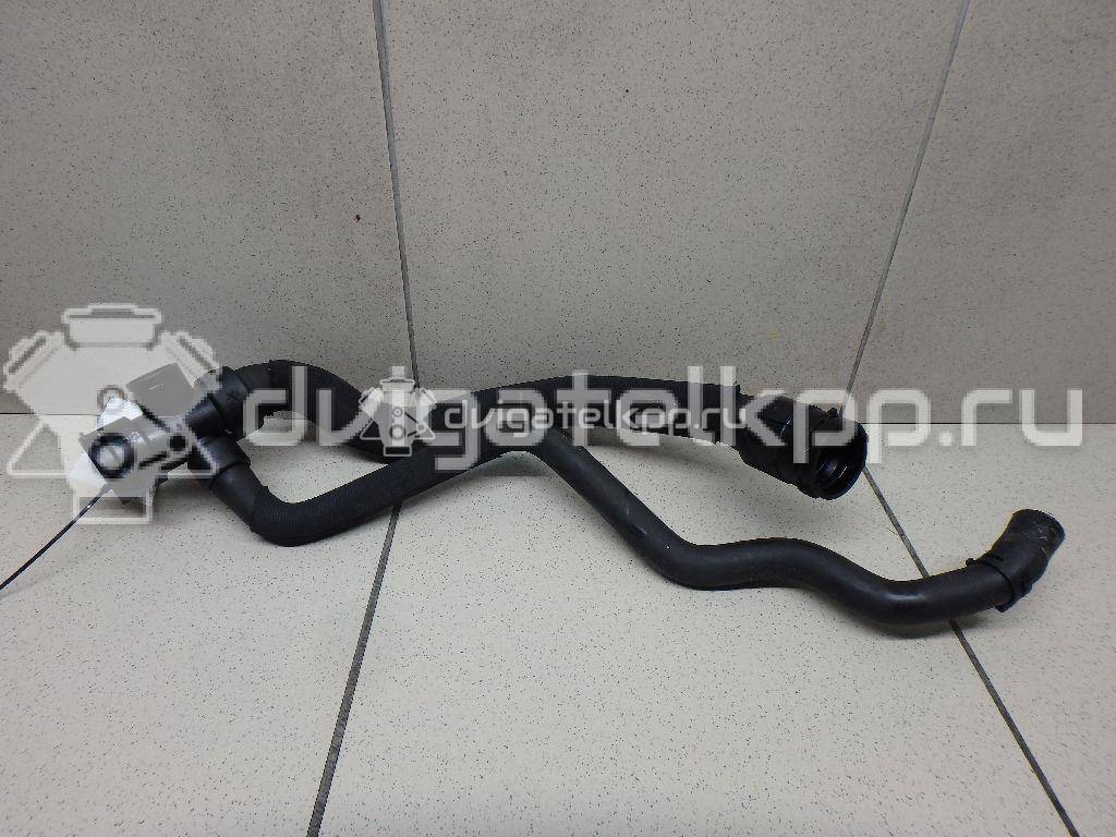 Фото Патрубок радиатора  8E0121049L для Audi A4 {forloop.counter}}