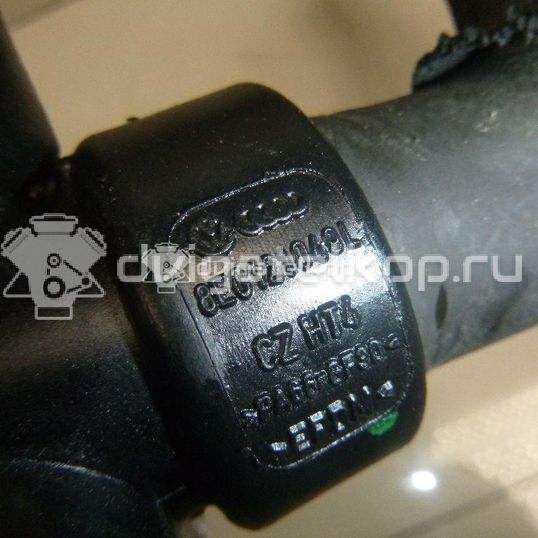 Фото Патрубок радиатора  8e0121049l для Audi A4