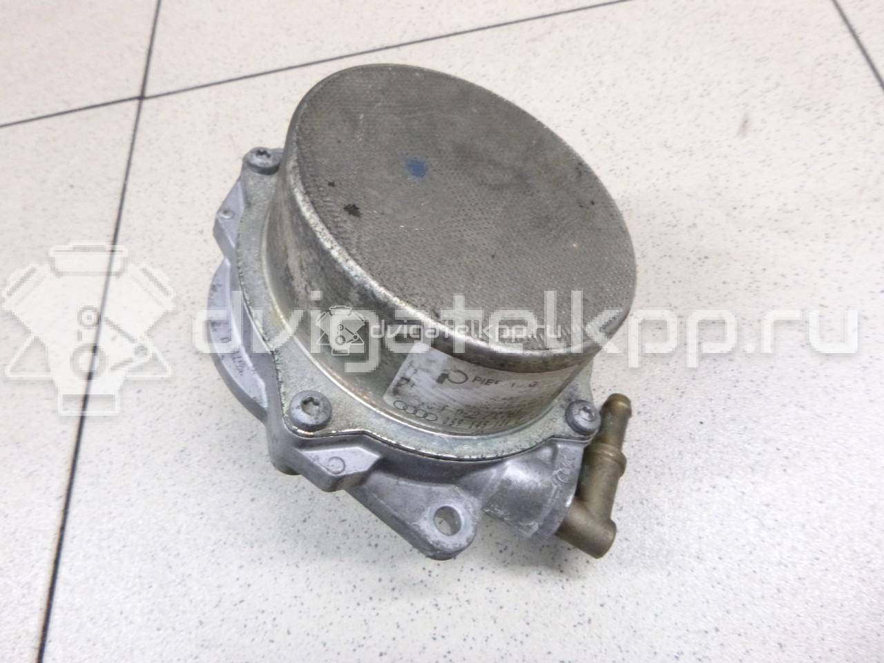 Фото Насос вакуумный  059145100H для Audi Q7 / A5 / A4 / Q5 {forloop.counter}}