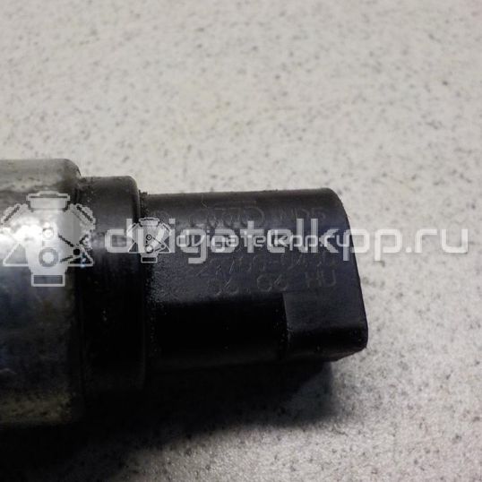 Фото Клапан электромагн. изменения фаз ГРМ  06E109257J для Audi A4 / A6 / A3 / A5 / Tt