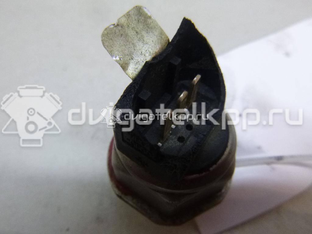 Фото Датчик давления топлива  059130758e для Audi A4 / A6 / A5 / A8 / Q7 {forloop.counter}}