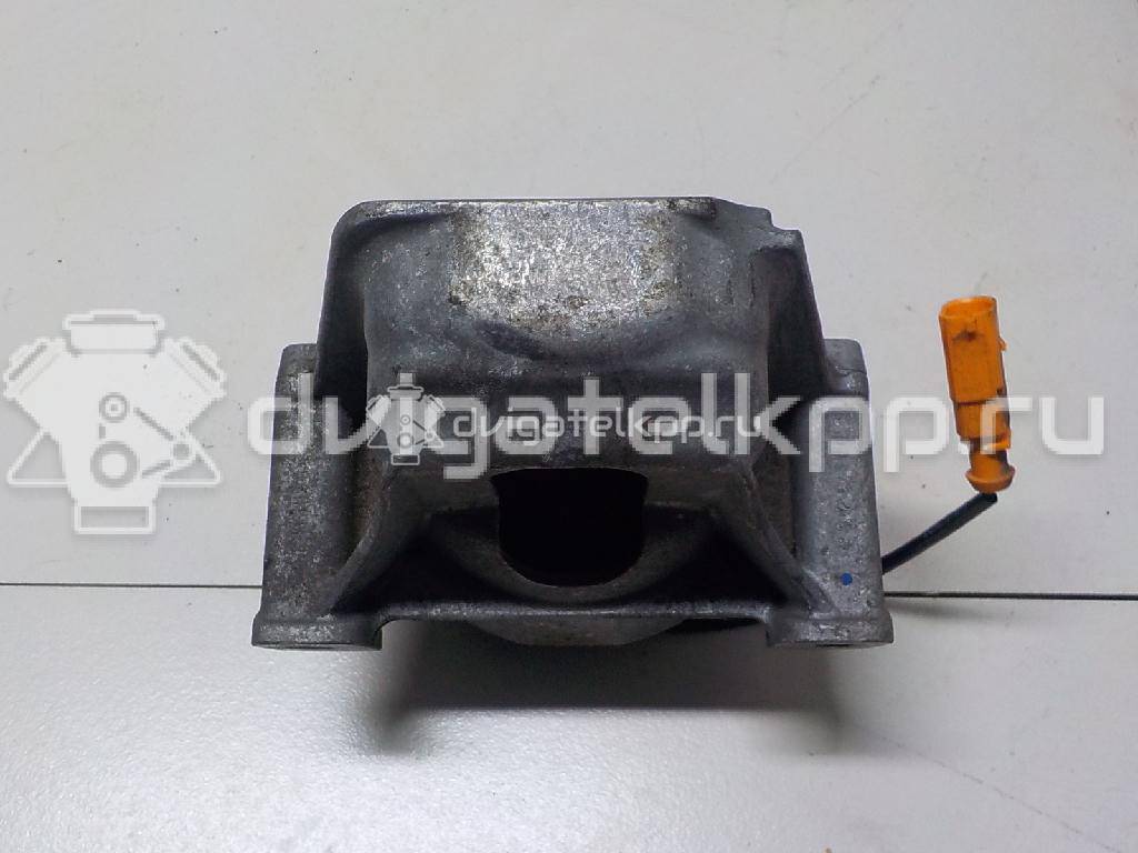 Фото Опора двигателя левая  8R0199381Q для Audi A5 / A4 / Q5 {forloop.counter}}