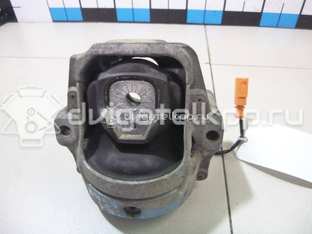 Фото Опора двигателя левая  8R0199381C для Audi Q5 / A5 / A4 / A6 {forloop.counter}}