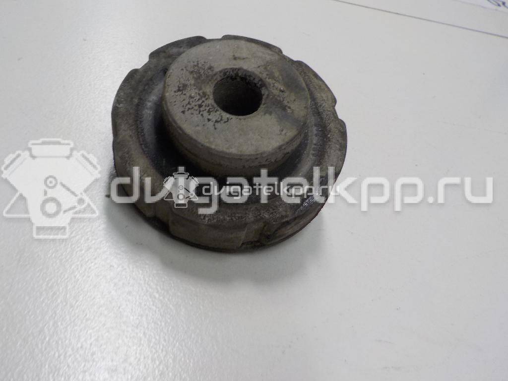 Фото Опора задней пружины верхняя  8K0512149 для Audi A4 / A6 / A5 / Q5 / A7 Sportback 4Ga, 4Gf {forloop.counter}}