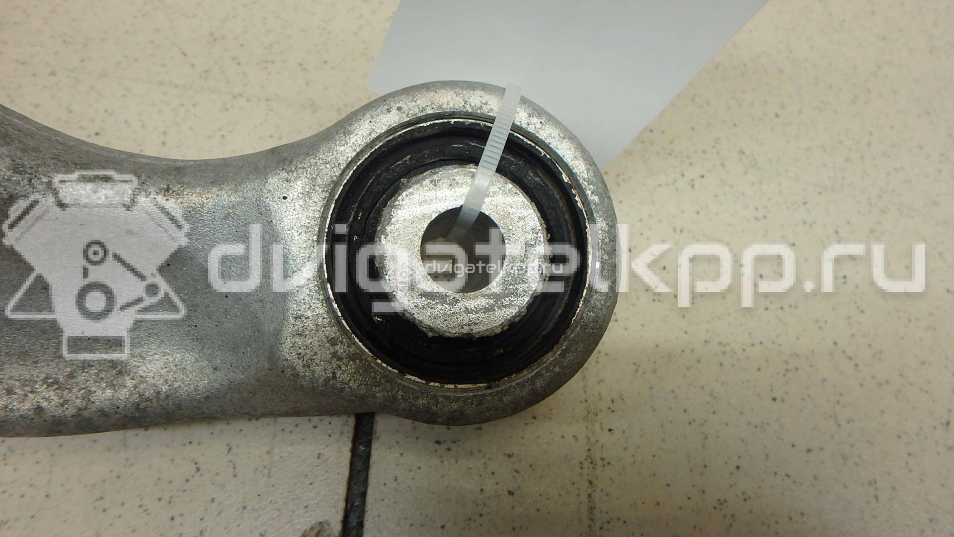 Фото Рычаг задний верхний левый  8K0505323H для Audi A4 / A6 / A5 / A8 / Q5 {forloop.counter}}