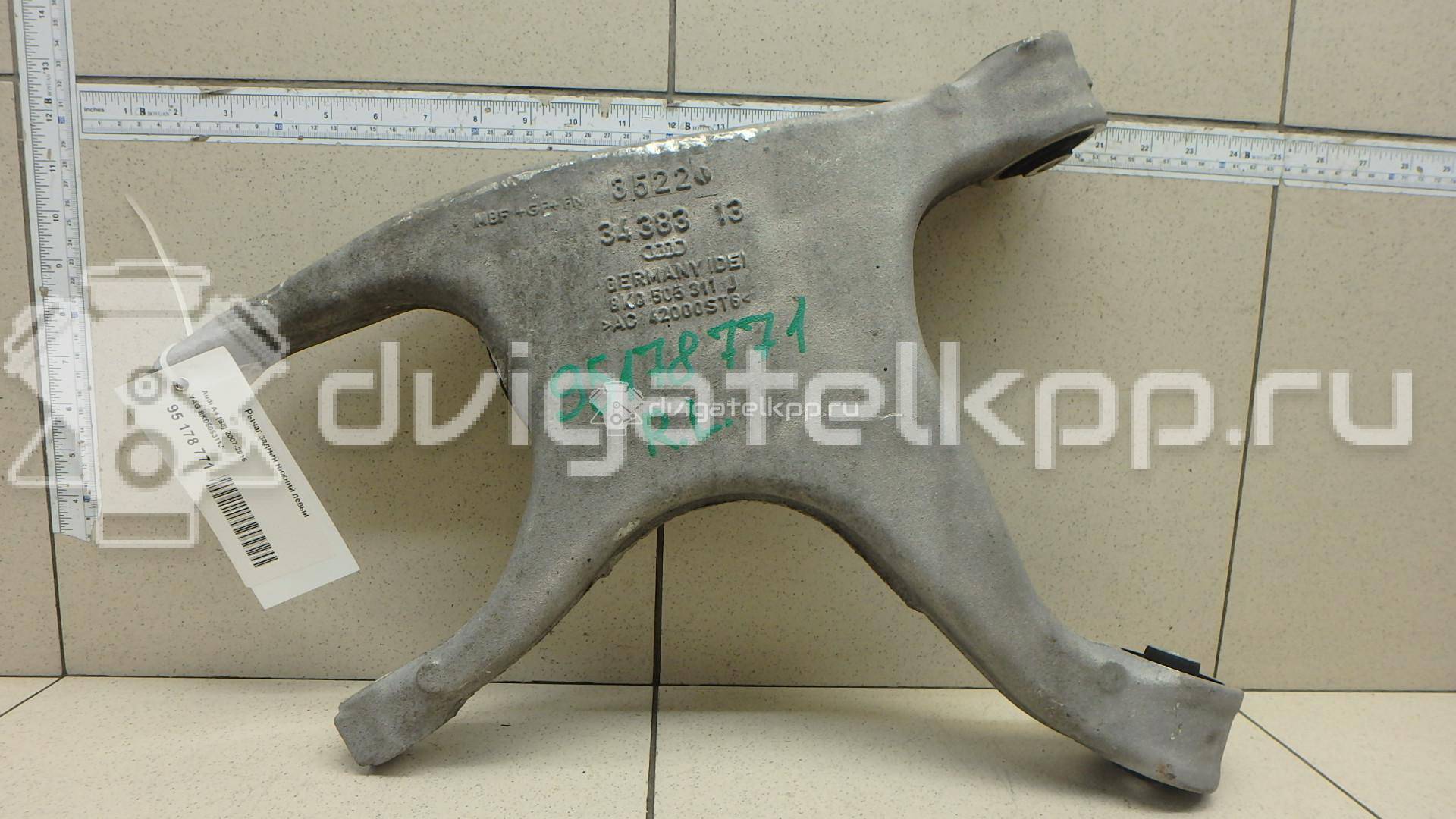 Фото Рычаг задний нижний левый  8k0505311j для Audi A5 / A4 / A6 {forloop.counter}}