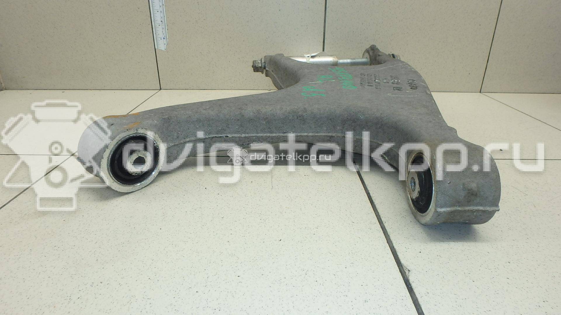 Фото Рычаг задний нижний левый  8k0505311j для Audi A5 / A4 / A6 {forloop.counter}}