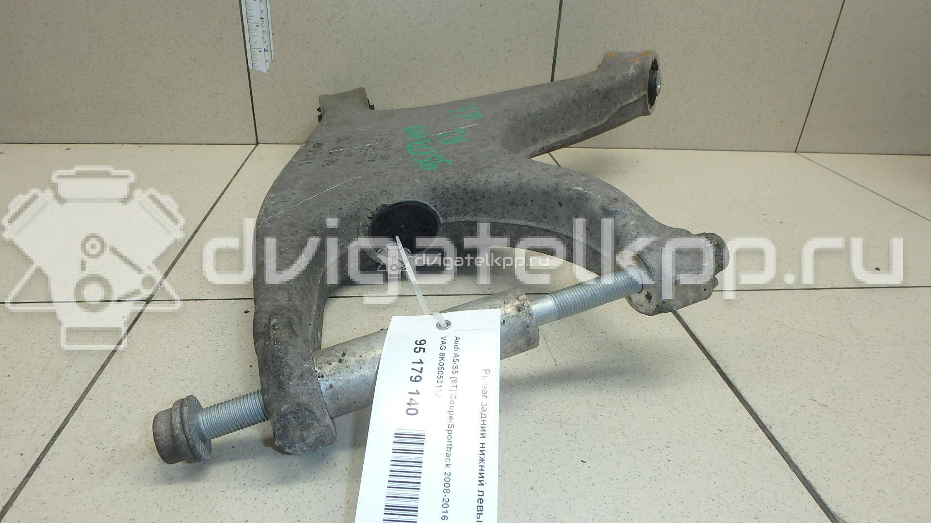 Фото Рычаг задний нижний левый  8k0505311j для Audi A5 / A4 / A6 {forloop.counter}}