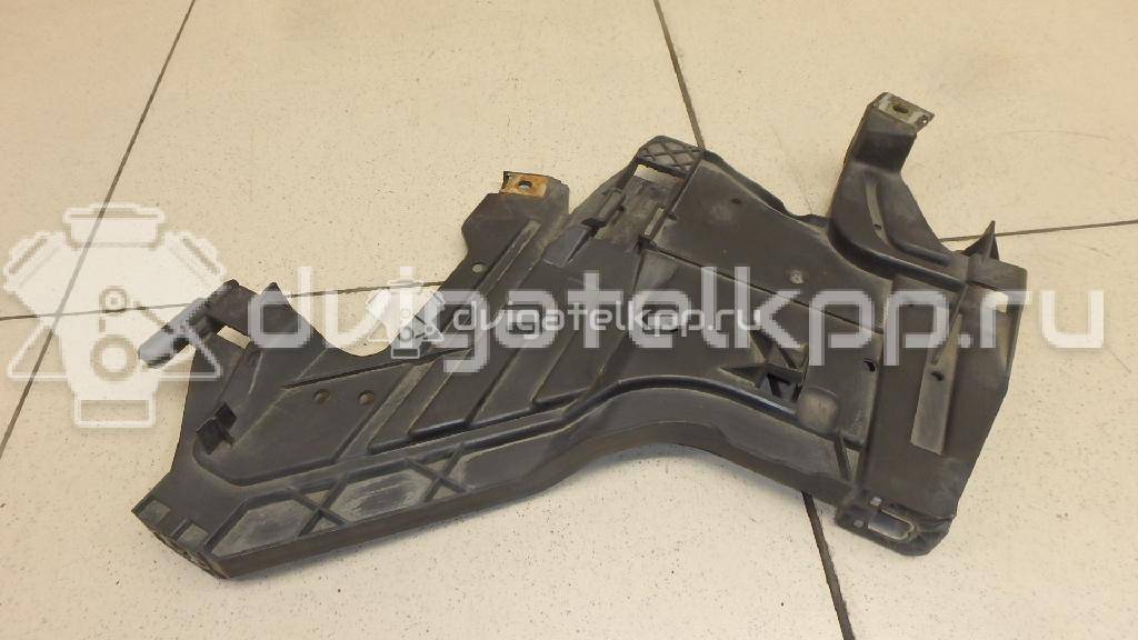 Фото Кронштейн крепления фары  8K0941453 для Audi A4 {forloop.counter}}