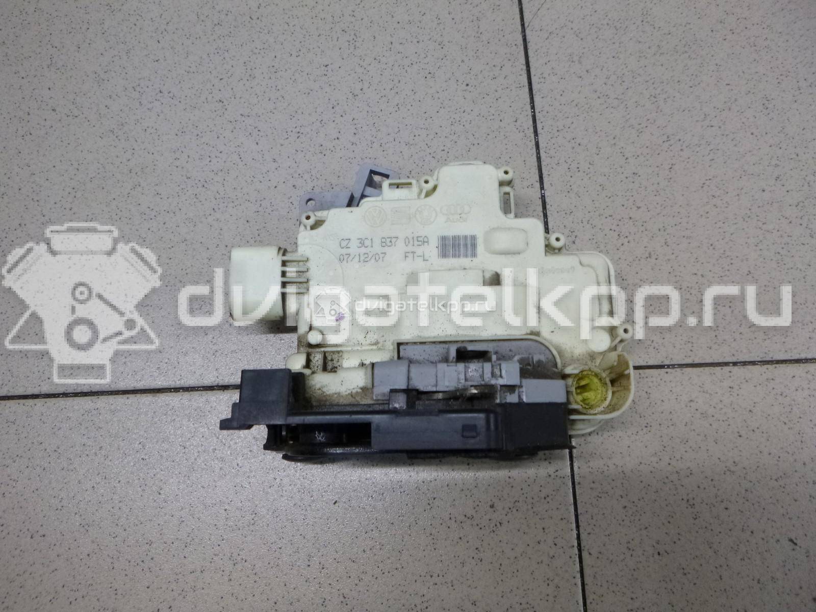 Фото Замок двери передней левой  3c1837015a для porsche Cayenne {forloop.counter}}