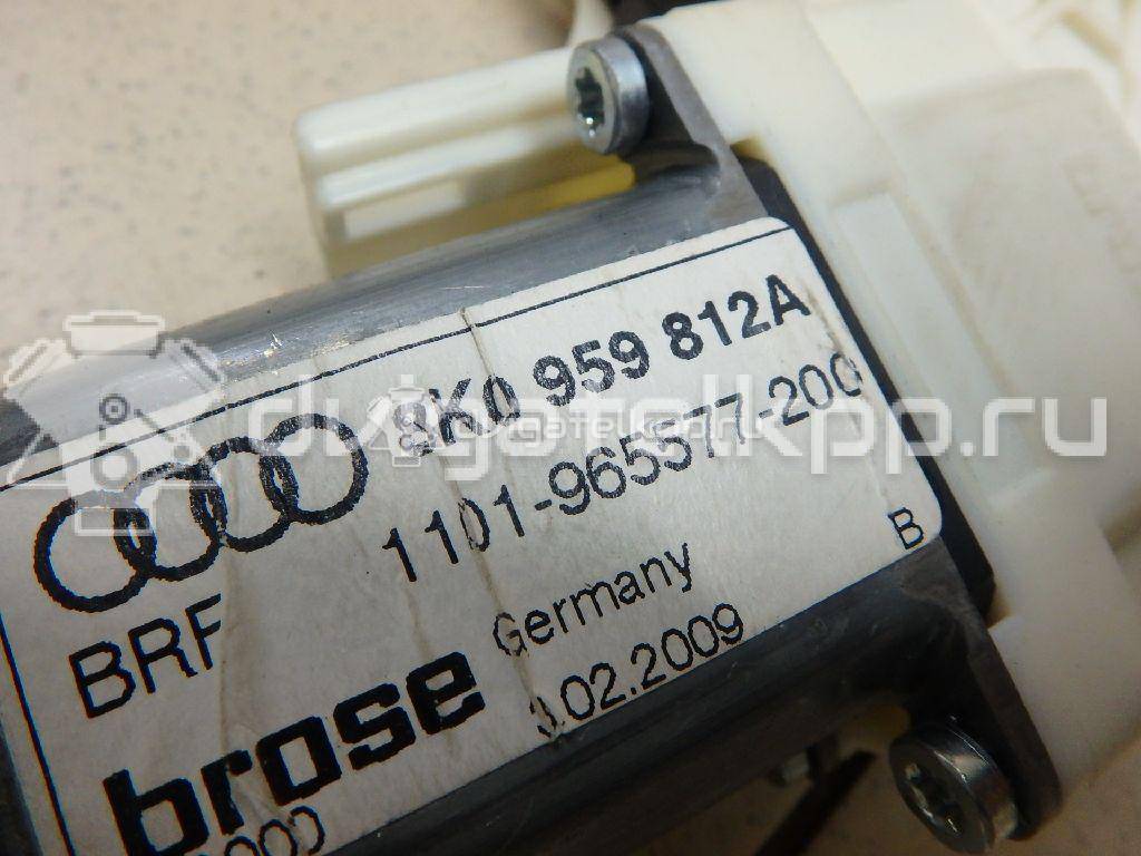 Фото Стеклоподъемник электр. задний правый  8k0839462a для Audi A4 {forloop.counter}}