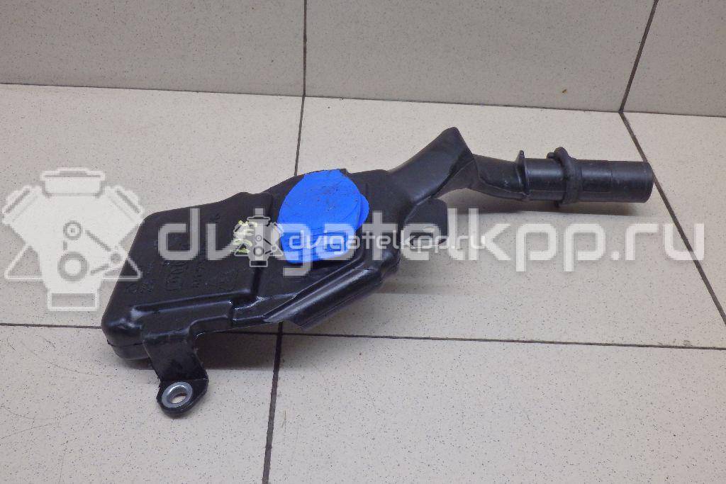 Фото Горловина бачка омывателя  8T1955463B для audi A4 [B8] {forloop.counter}}