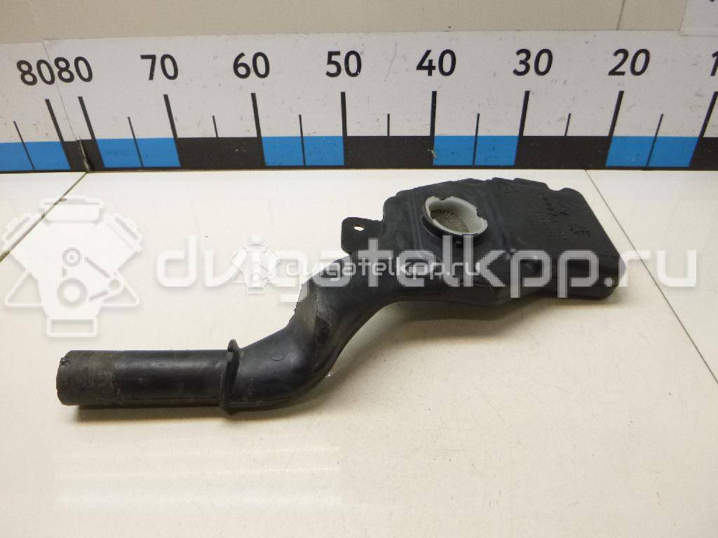 Фото Горловина бачка омывателя  8T1955463B для audi A4 [B8] {forloop.counter}}