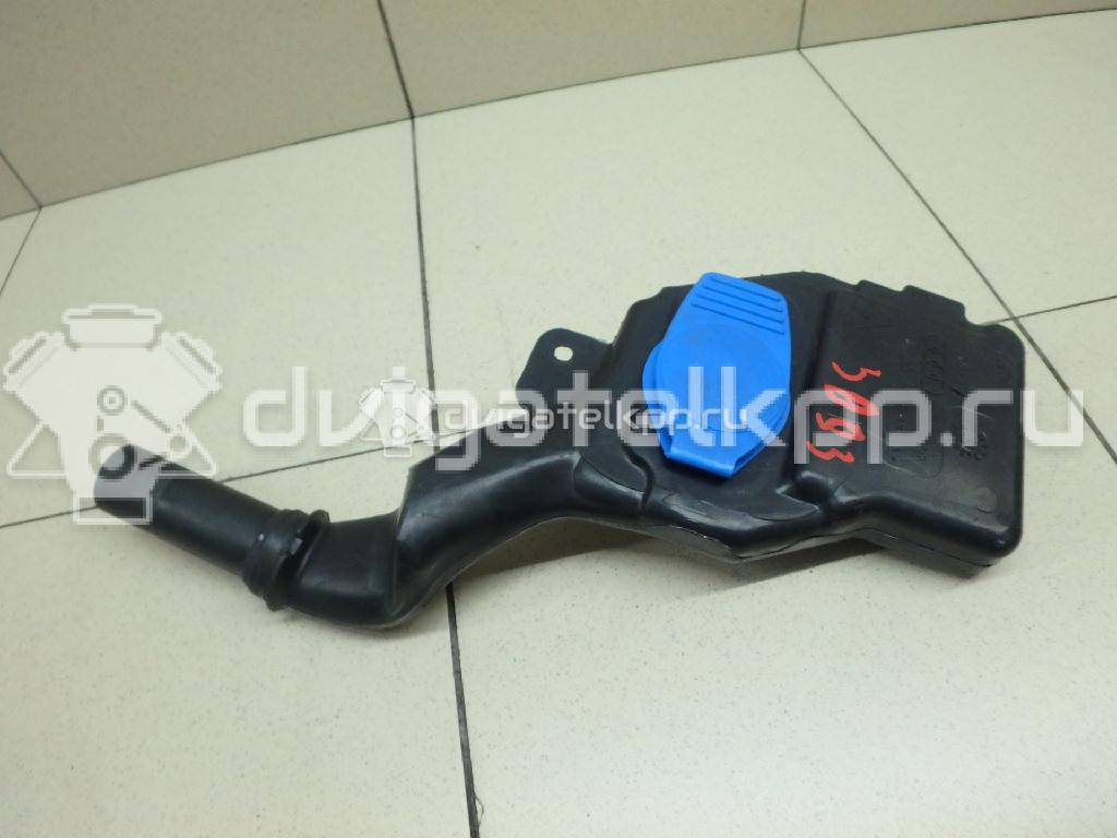 Фото Горловина бачка омывателя  8T1955463B для audi A4 [B8] {forloop.counter}}