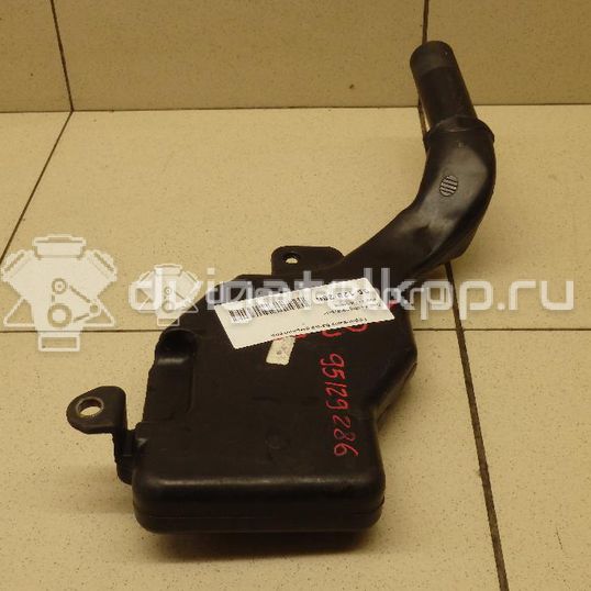 Фото Горловина бачка омывателя  8T1955463B для audi A4 [B8]