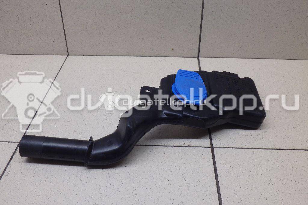 Фото Горловина бачка омывателя  8T1955463B для audi A4 [B8] {forloop.counter}}