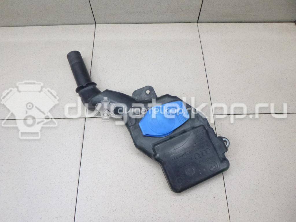 Фото Горловина бачка омывателя  8T1955463B для audi A4 [B8] {forloop.counter}}