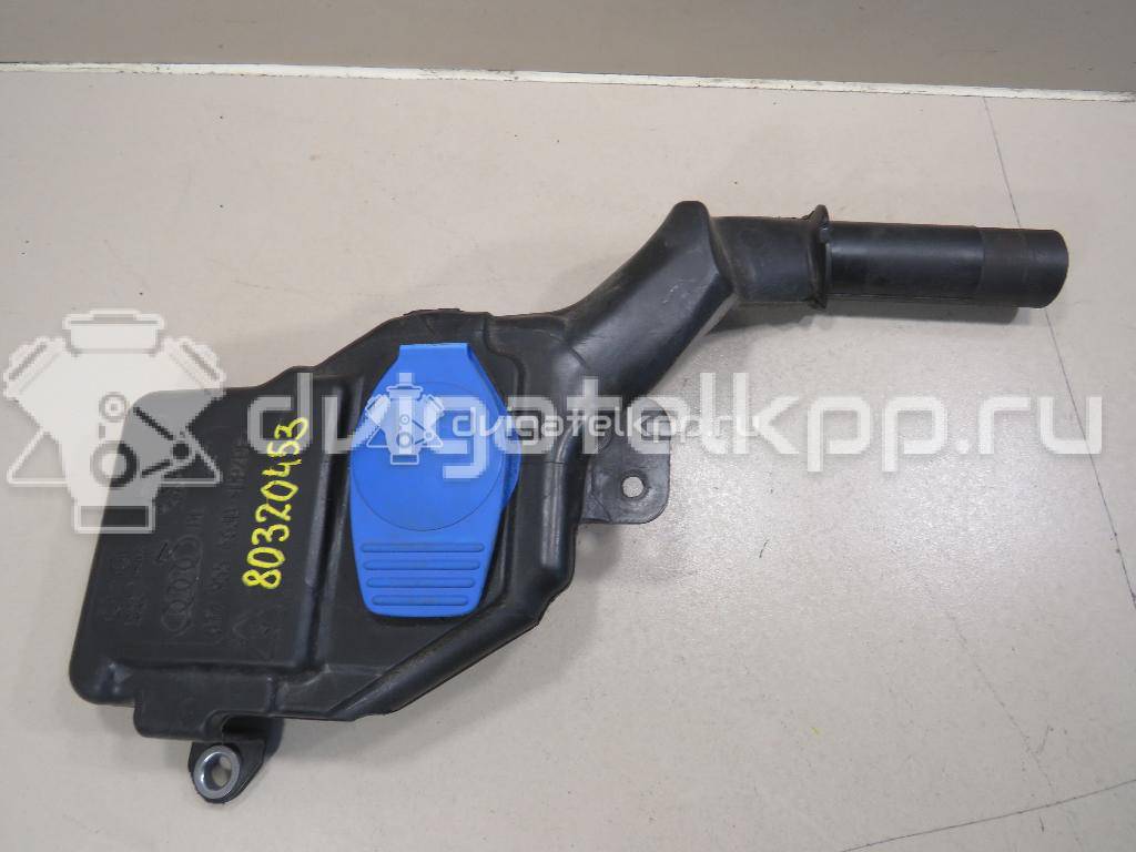Фото Горловина бачка омывателя  8T1955463B для audi A4 [B8] {forloop.counter}}