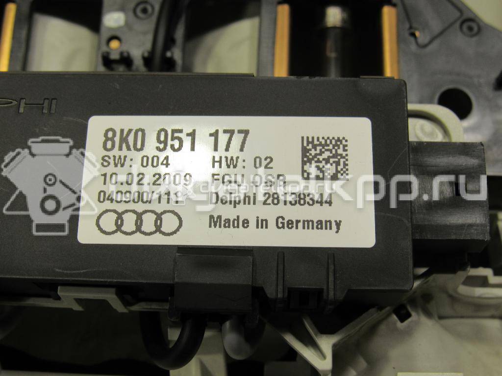 Фото Плафон салонный  8T0947140T64 для audi A4 [B8] {forloop.counter}}