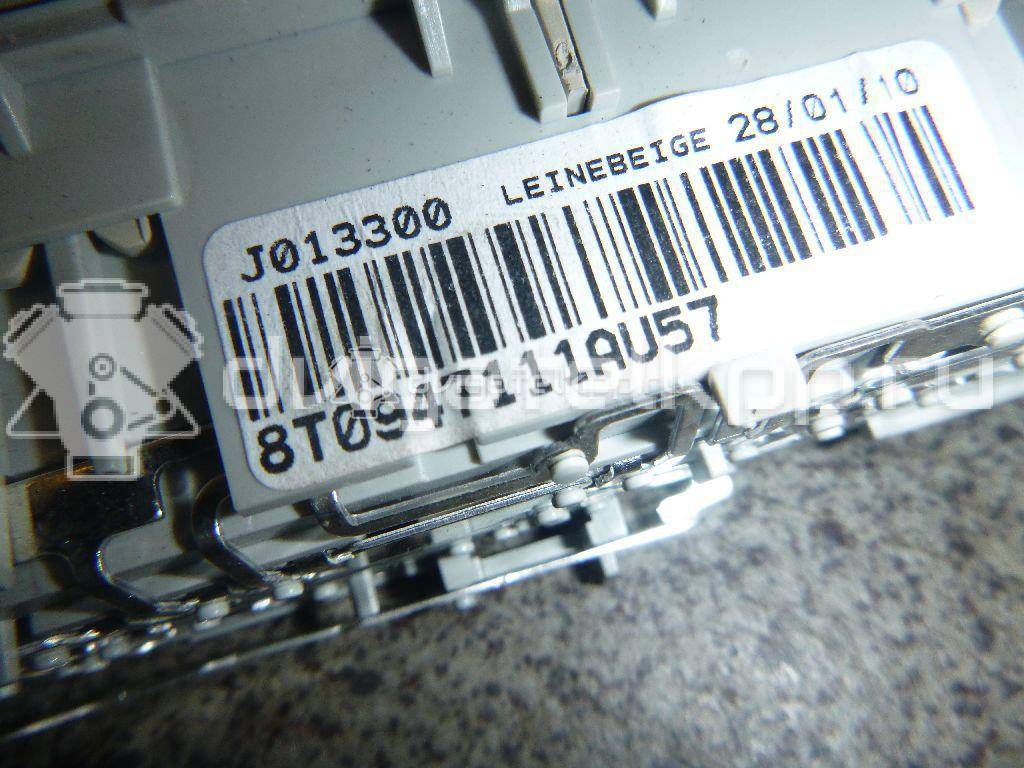 Фото Плафон салонный  8t0947111a для audi A4 [B8] {forloop.counter}}