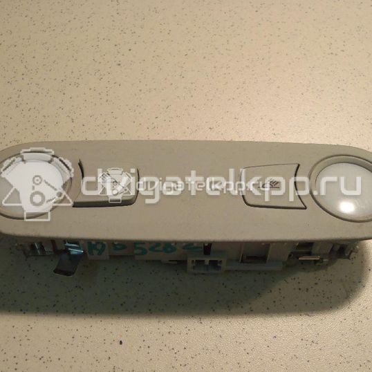 Фото Плафон салонный  8t0947111a для audi A4 [B8]