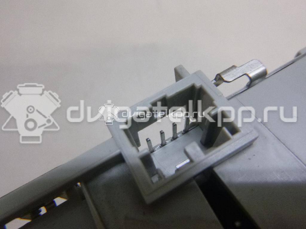 Фото Плафон салонный  8T0947111A13U для audi A4 [B8] {forloop.counter}}