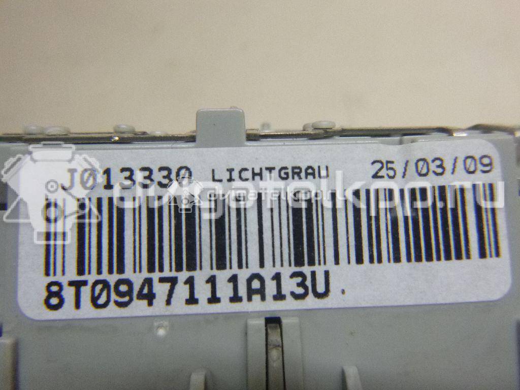 Фото Плафон салонный  8T0947111A13U для audi A4 [B8] {forloop.counter}}